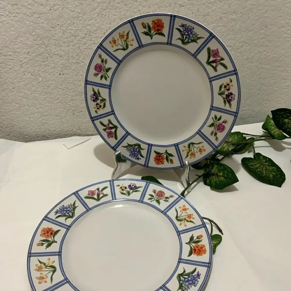 2 AMERICAN ATELIER ELIZABETH 5020 Dinner Plate Granny Core Floral Gingham A2